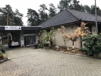 Hotel am Weißdornbusch Отели в г. Гифхорн