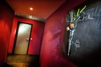 Logis Hotel Restaurant des Gorges du Tarn Hotels in Saint-Julien-dArpaon