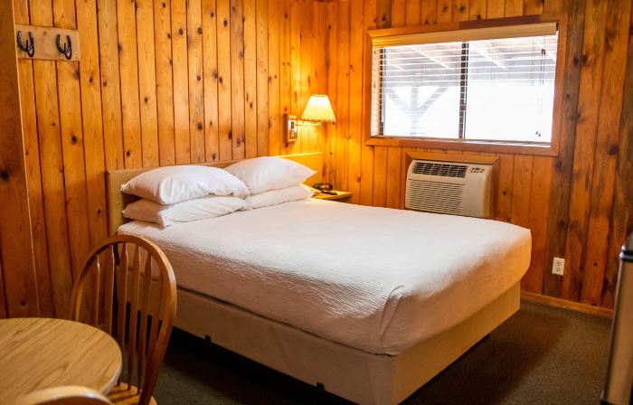 Red Stone Inn