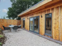 Rhosyn Hotels in Welshpool