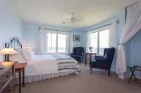 Johnson Shore Inn