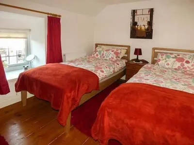 Milk Wood Cottage
