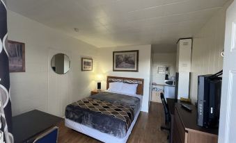 West Castle Motel - Housity