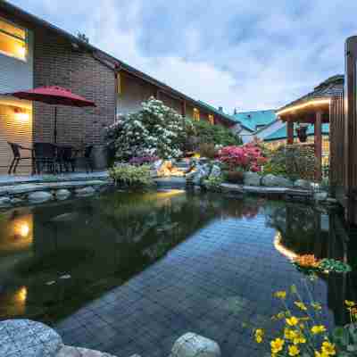 Gibsons Garden Hotel Hotel Exterior