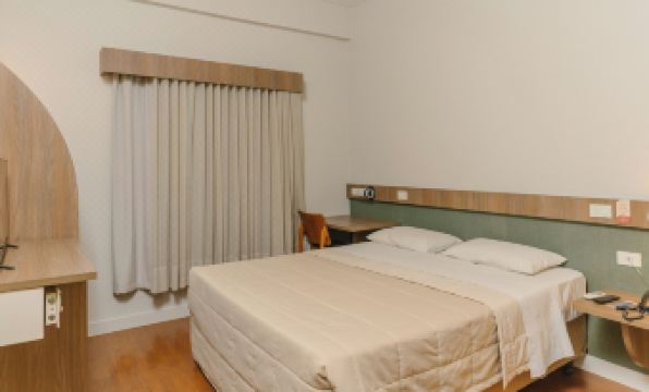 Strassen Hotel - Housity