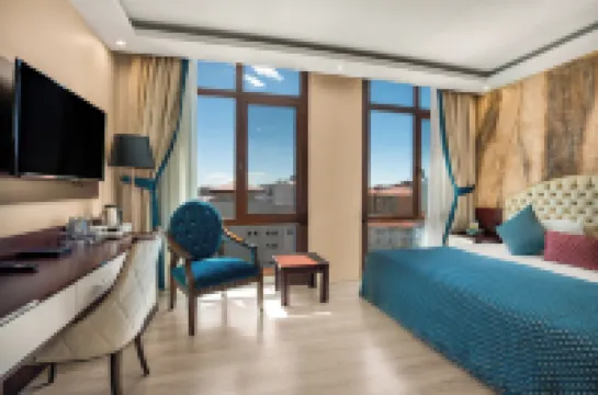 Grand Ani Hotel Hotel di 