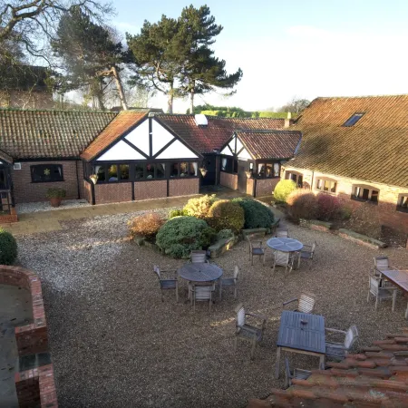 Hall Farm Hotel and Restaurant