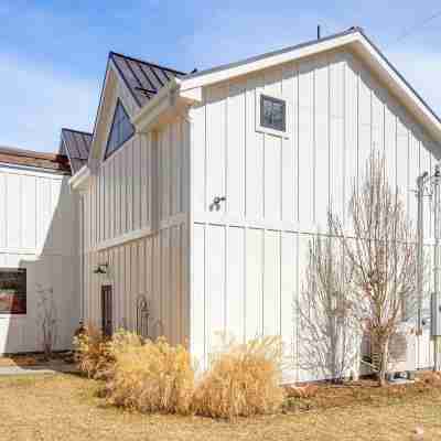 Luxe Designer Flat on Sloans Lake w/ Rooftop Deck Hotel Exterior