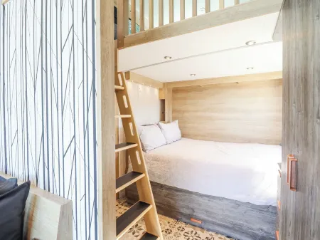 Posh Pod Отели в г. Cylch-y-Garn