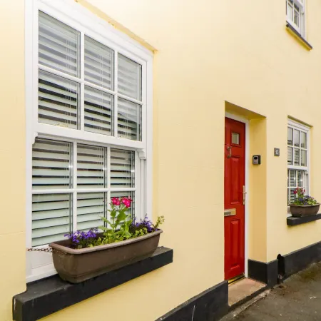 The Yellow House, 13 King Street