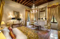 Villa Franceschi Hotel & Resort