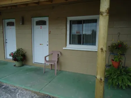 Westmount Motel Отели в г. Вудсток