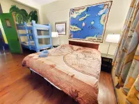 The Pirate Haus Inn Hotels near Flagler College