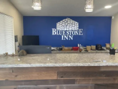Blue Stone Inn Hotels in Fayette County