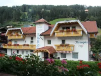 Hotel Residence Olympia Hotels in Sarentino