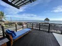 Johnnys Place Hotel Hotels in Monterrico