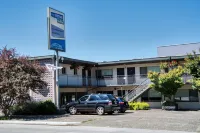 The Grove West Seattle Inn