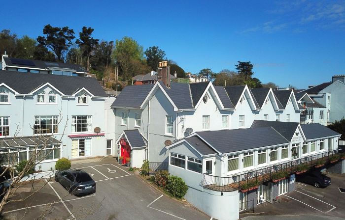 Bella Vista Hotel & Self Catering Suites