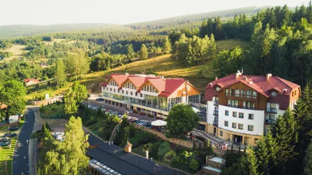 Hotel & Medi-Spa Biały Kamień