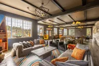 Creekside Villa Hotels in Kananaskis