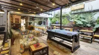 Los Patios Hostel - สระว่ายน้ำบนดาดฟ้า