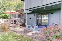 파이어 피트와 카약 있음, 호숫가 오리온 타운쉽 홈!