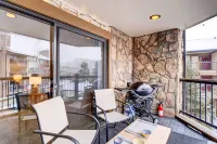 Walk to Ski Resort: Breckenridge Condo w/ Hot Tub! - Apartment