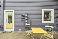 Cute Grand Haven Apartment Walk Downtown Streets! - Parkplatz