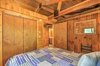 Secluded Stanardsville Cabin w/ 10 Acres & Hot Tub - WiFi