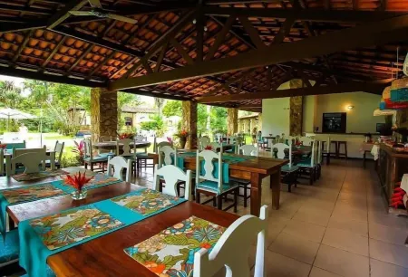 Pousada Chácara Das Acácias Отели в г. Trindade