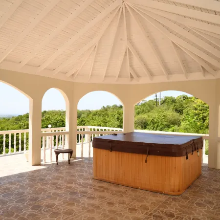 Retreat Guesthouse Luxury Suites