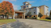 Super 8 by Wyndham Temple I-35 Hotels in Temple