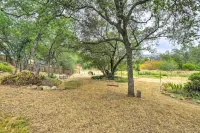 Charming Home < 10 Mi to Sequoia Nat'l Park! - Wifi