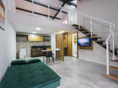 Lofts Green Island