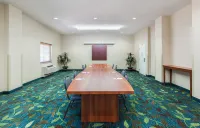 Candlewood Suites Lake Jackson-Clute