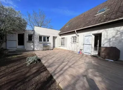 Villa golden heaven near Paris with 4 parking 3bedroom /2sdb/WIFI 580 in Mbits Hotels near E.Leclerc Vitry Sur Seine