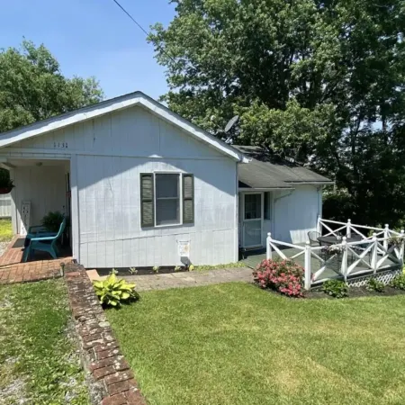 Welcoming 2-bedroom cottage in the heart of New River Gorge National Park