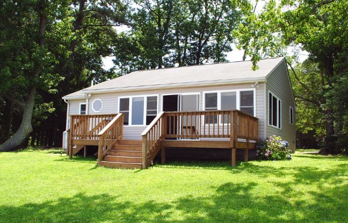 Waterfront Cottage w Private Beach on Chesapeake Bay!