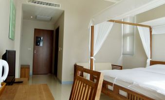 Down Home Hotel