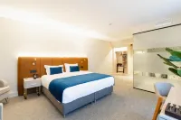 The Liman Hotel Hotels near Botanique