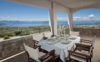 Marini Luxury Apartments and Suites