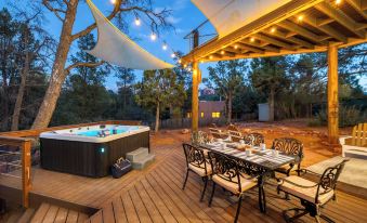 Cathedral View by Avantstay Pool Table + Hot Tub