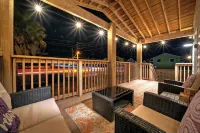 Peyton's Place by Avantstay Walk to Beach