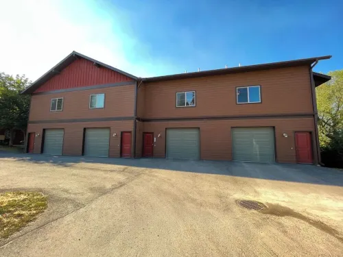 Lakeview Getaway-Walk To Downtown Bigfork, Rated #1 Lake town in USA