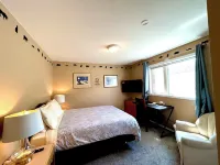 Midnight Sun Inn