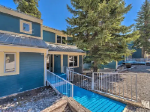 Cloudcroft Townhome w/ Deck - 1 Mi to Burro Ave! Hotels in Cloudcroft