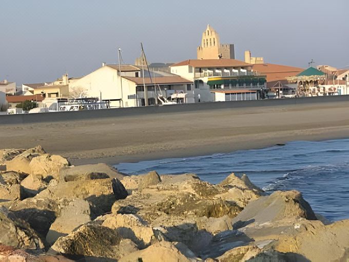 이비스 버짓 뤼넬 포르트 드 카마르그 썸네일