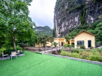Tràng An Sunny River Homestay  호텔