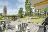 Stunning Sheridan Ranch Villa Mountain View! - bar