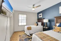 Stylish & Cozy Midtown Home away from Home